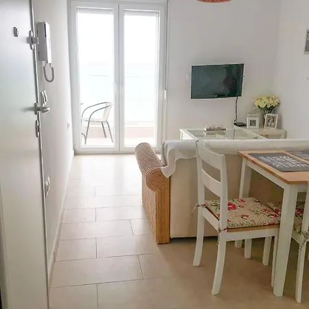 Apartment Helena Neoi Epivates *