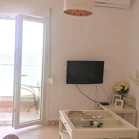 Apartment Helena Neoi Epivates *